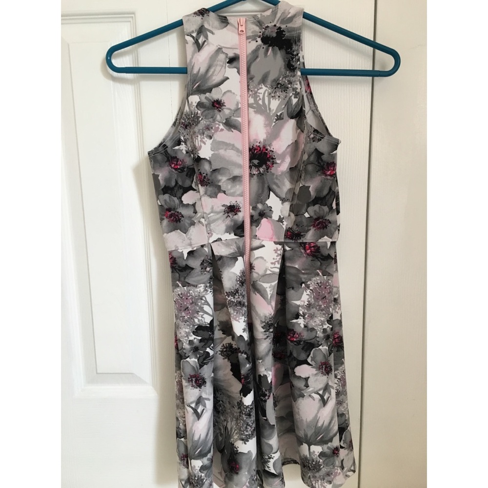 M Abercrombie Kids Skater Dress - Picture 2 of 3